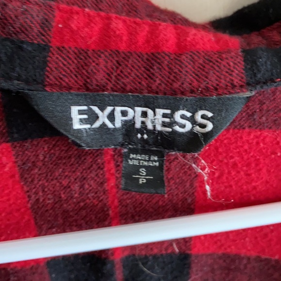 Black and red flannel - Picture 2 of 3